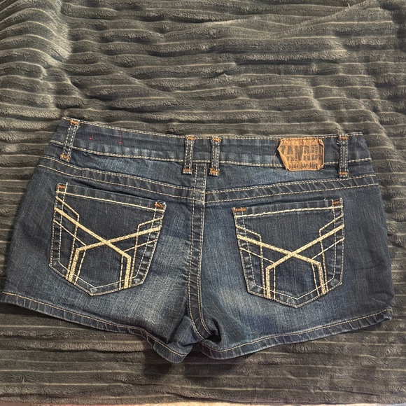 Zana Di Women's Dark Blue Jean Shorts - Picture 3 of 3